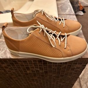 ECCO shoes